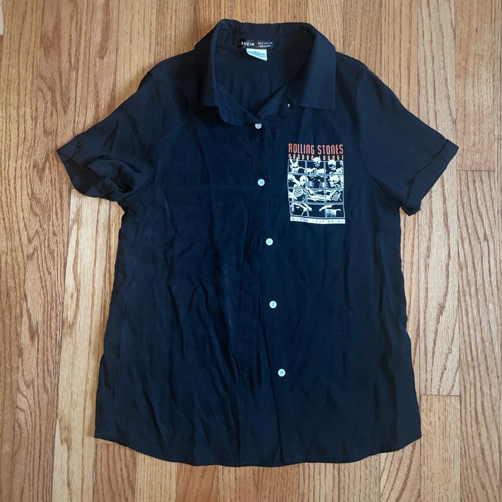 SHEIN x Rolling Stones Collab - Black Button Down Top